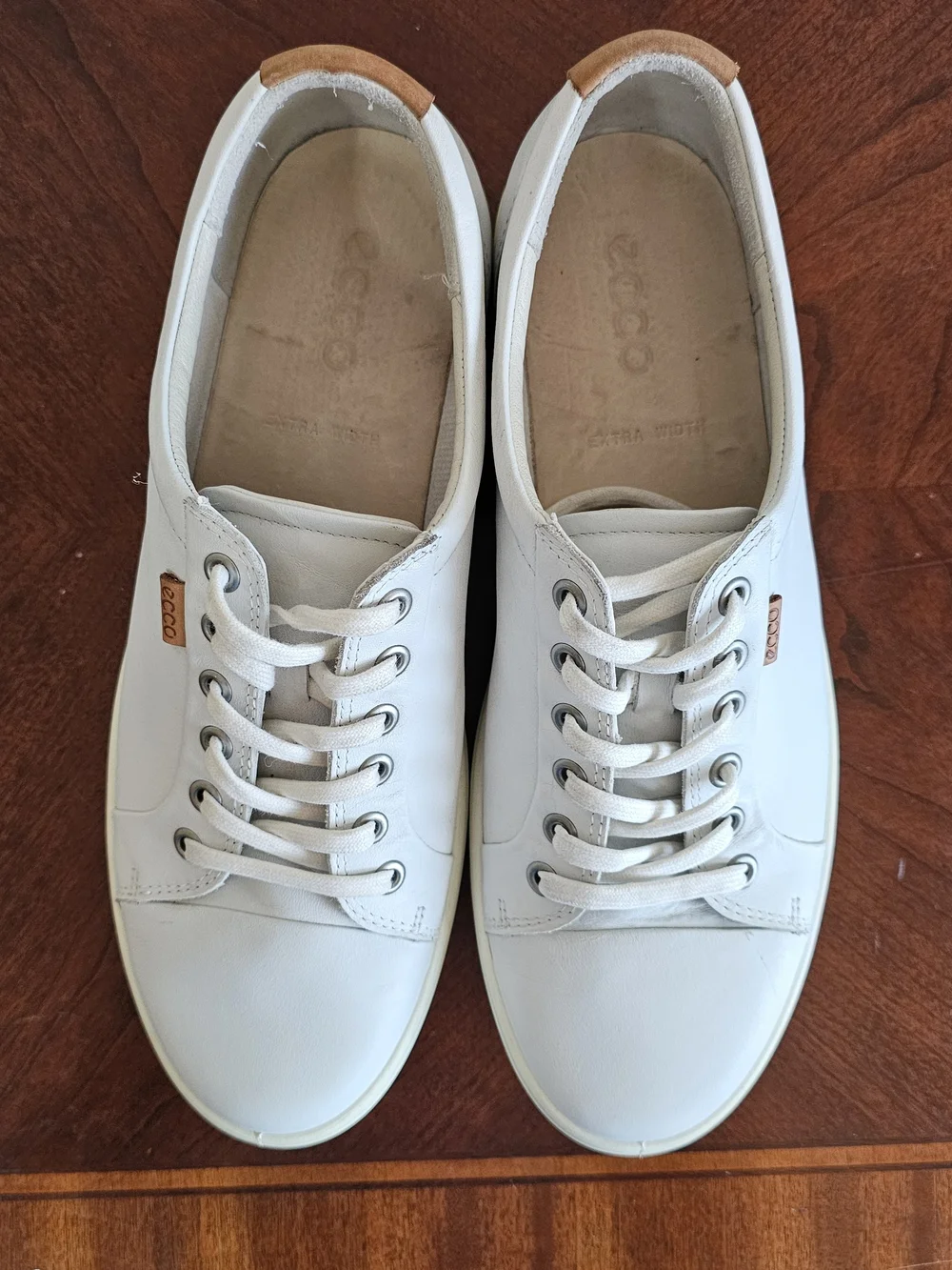 ECCO Soft 7 Women's White Leather Low-Top Sneakers Size 11